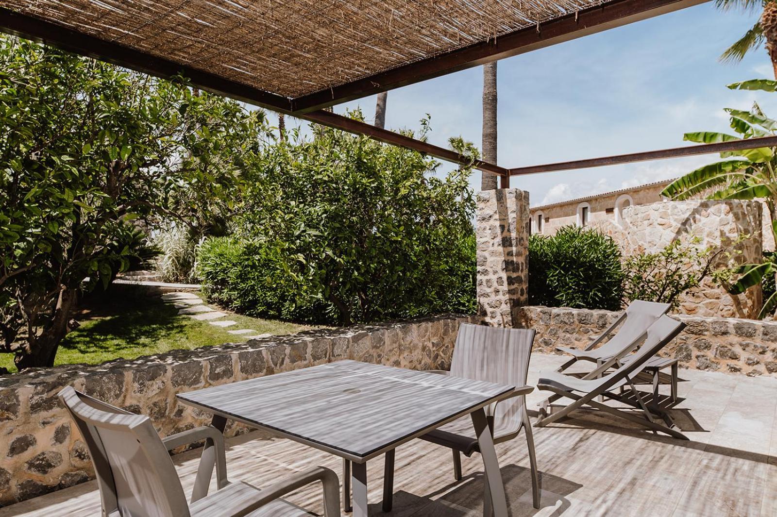 Sa Talaia Blanca Farm stay *